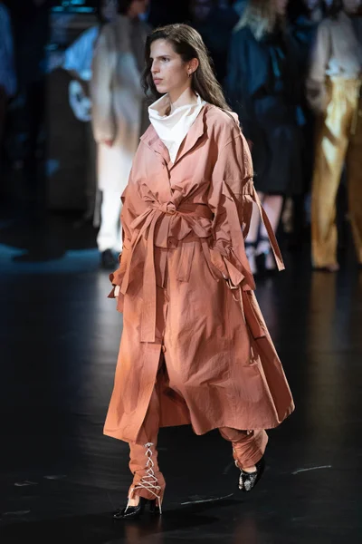 Look 39